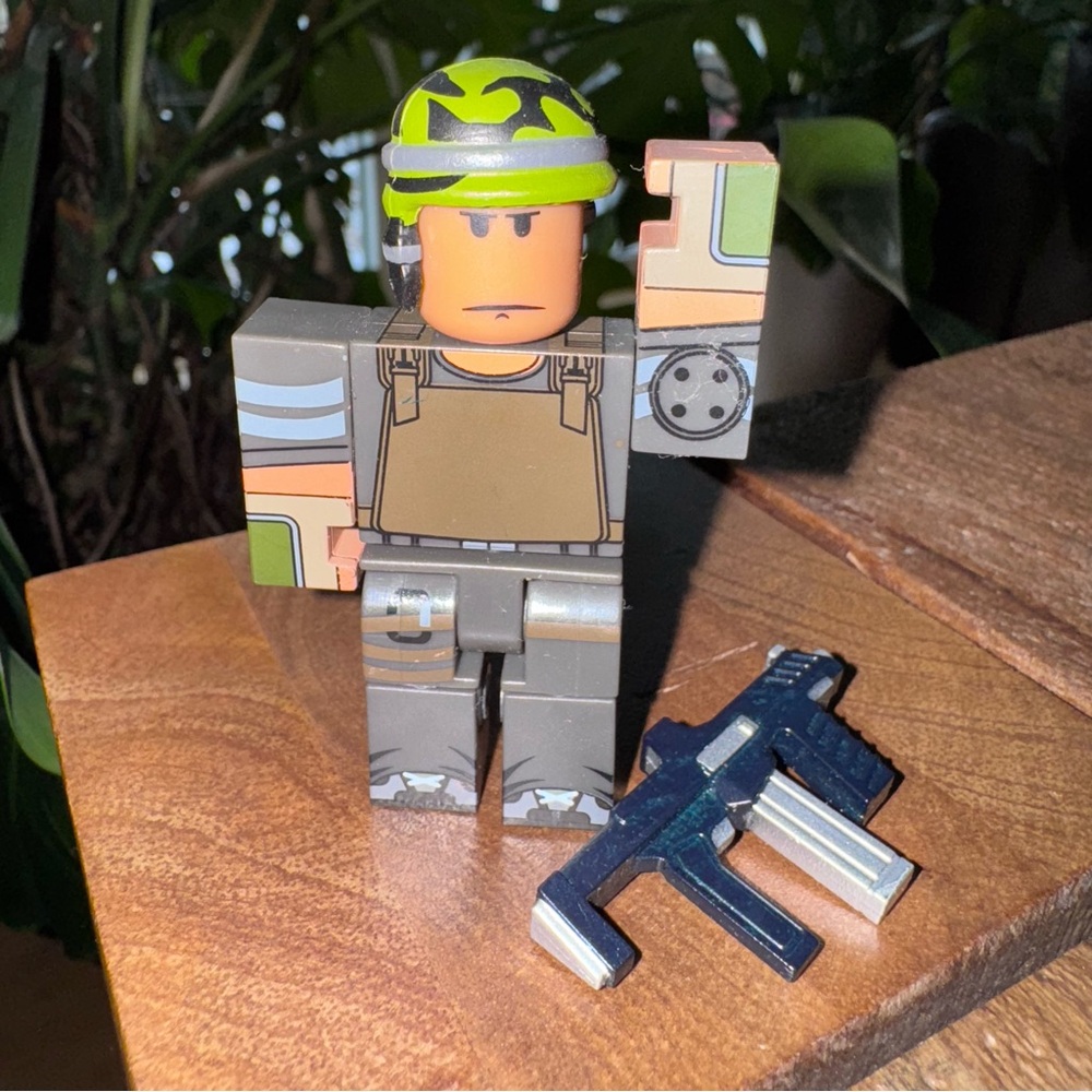 Roblox After The Flash: CDF Soldieraction action figure. 